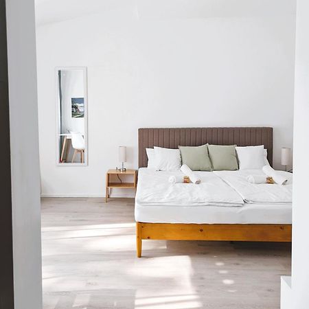 Apartment Naehe Airbus Manching Exterior foto